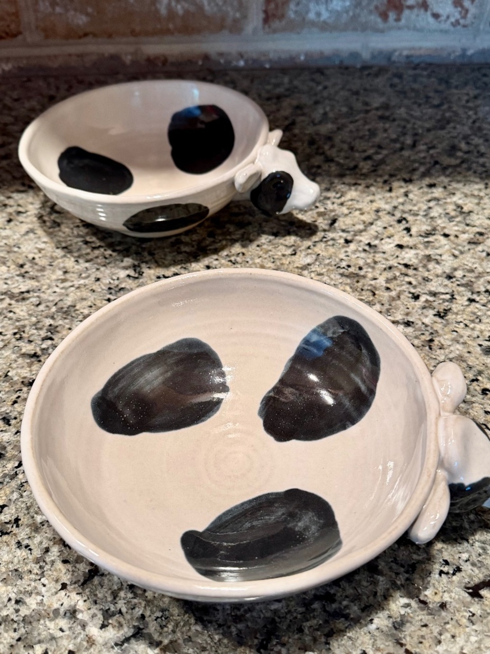 ✨ Vintage Beaver Pottery 3D Cow Bowls - Set of 2
